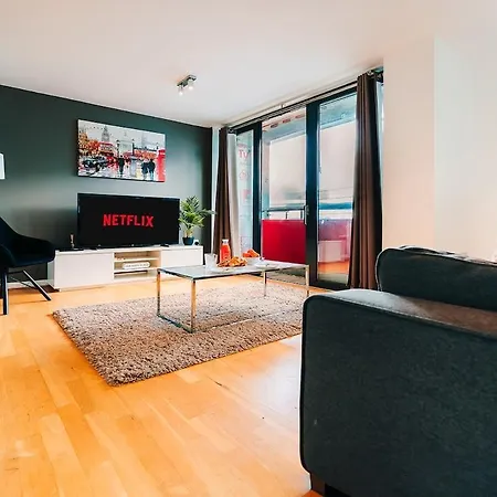 Trendy Accommodation In Arsenal